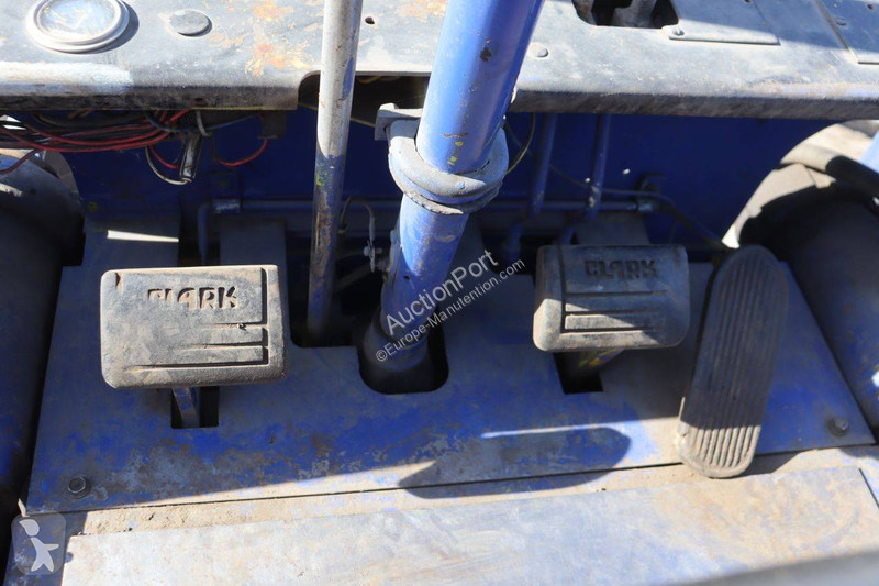رافعة شوكية Clark C500-10