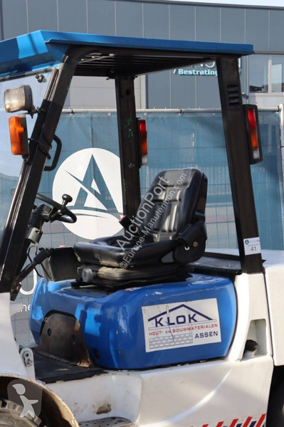 Empilhador elevador Mitsubishi FD30