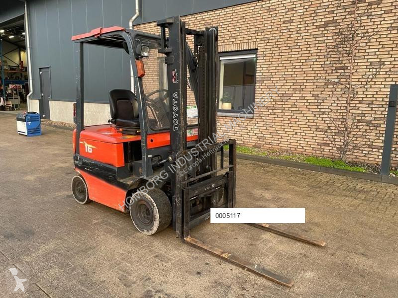 Teleskopický manipulátor Toyota 1.6 ton FBMF16...
