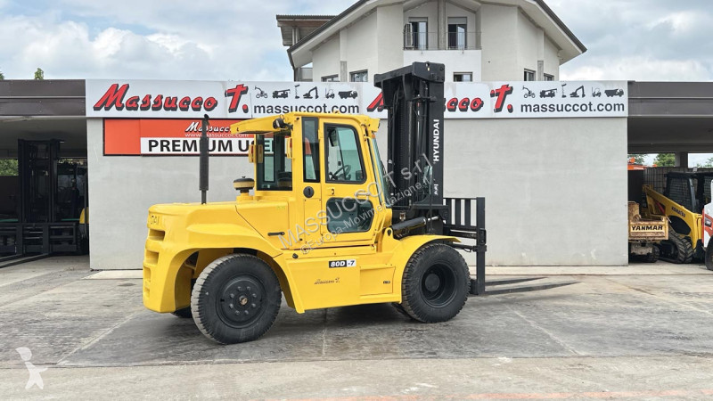 رافعة شوكية Hyundai 80D-7E