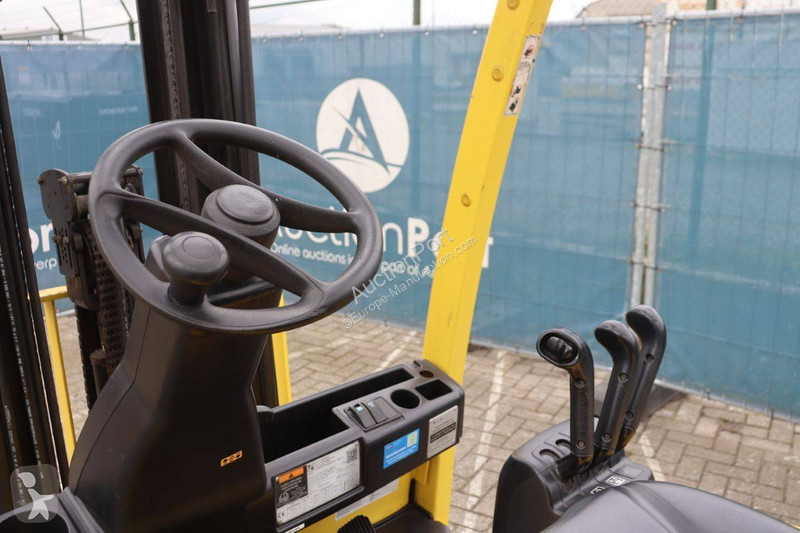 رافعة شوكية Hyster MWB