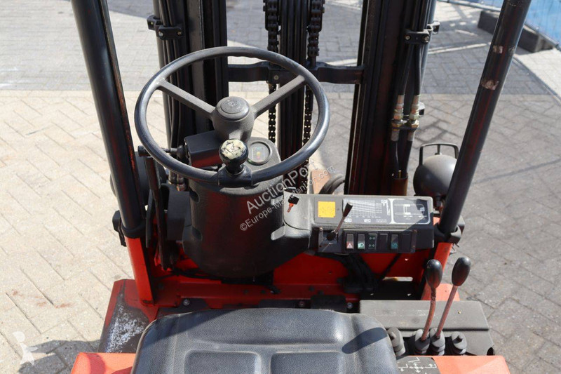 Chariot élévateur Linde E14
