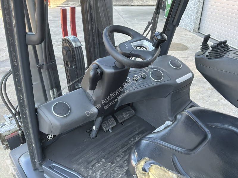 Chariot élévateur Linde T