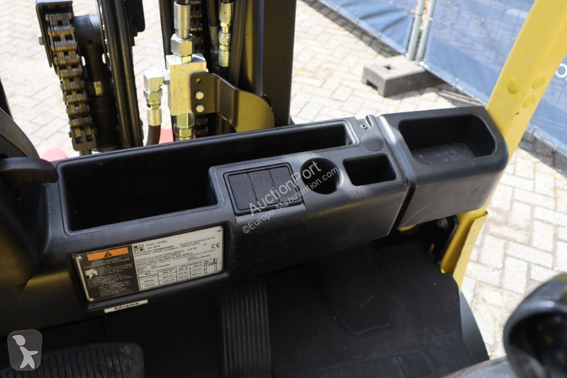 Forklift