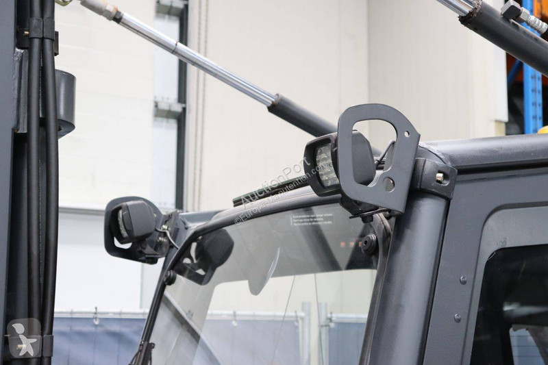 Chariot élévateur Linde CNG-02