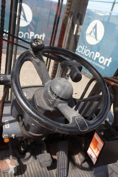 Chariot élévateur Toyota 02-6FD30