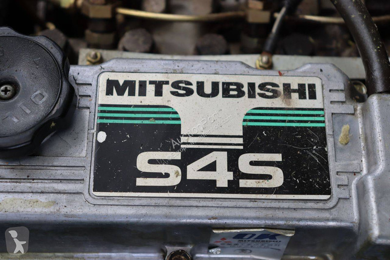 Кар Mitsubishi FD25K