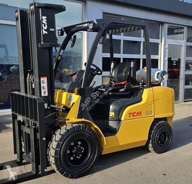 Chariot élévateur TCM FGE35-E2 BRAND NEW TR4700mm