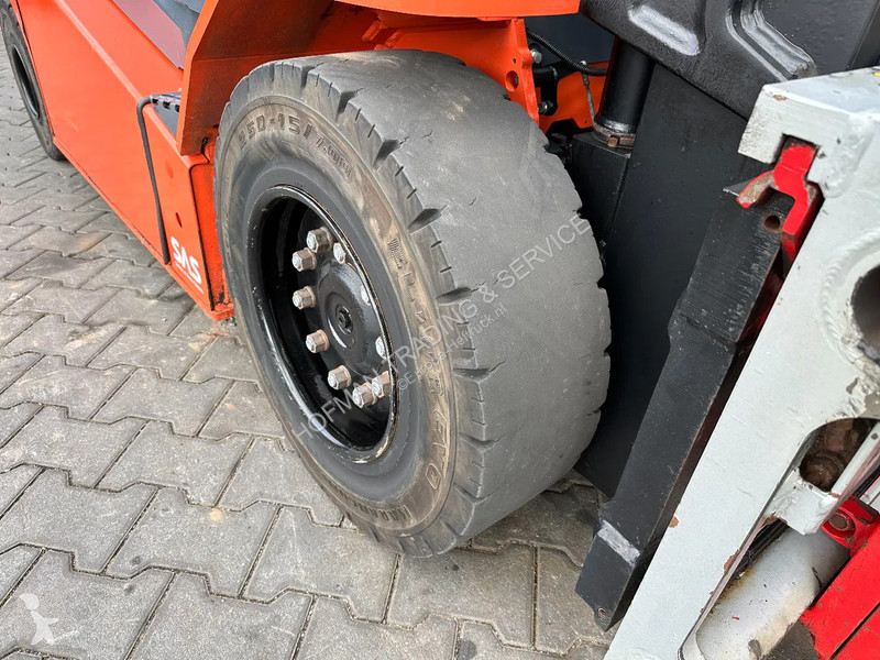 Teleskopický manipulátor Toyota 8FBMT45