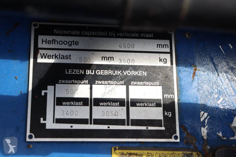 Caterpillar DP35K Gabelstapler