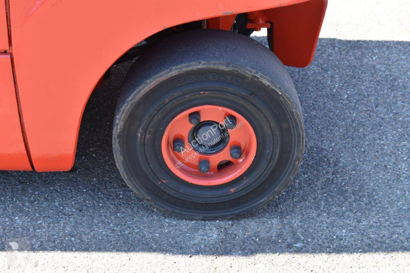 Heftruck Linde T-02