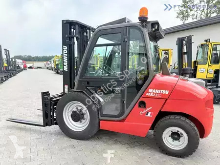Автопогрузчик Manitou