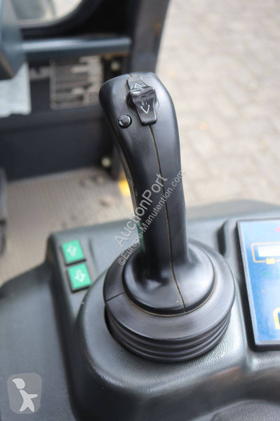 Stivuitor OM XE 15-3