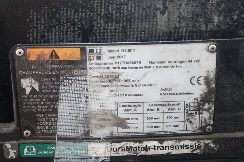 Teleskopický manipulátor Hyster