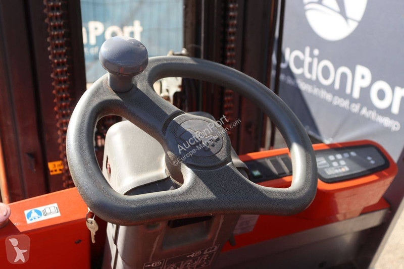 Carretilla elevadora Cesab C4E250V