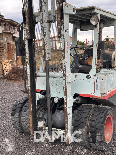 Heftruck OM DI35C