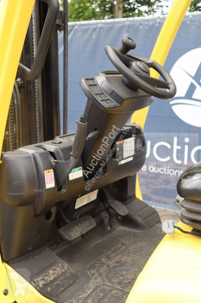 Forklift