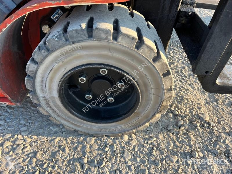 Chariot élévateur Toyota 8FBE20T 1500 kg...
