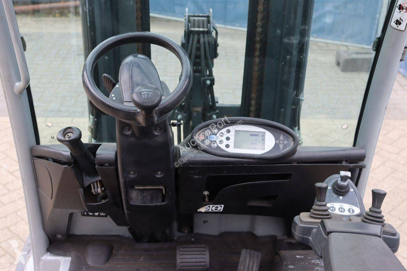 Chariot élévateur Still