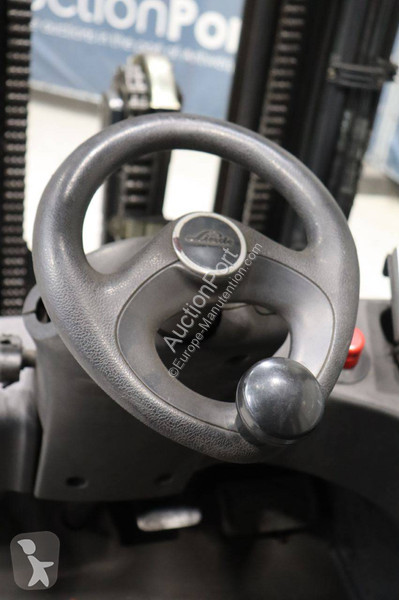 Chariot élévateur Linde E30L-01