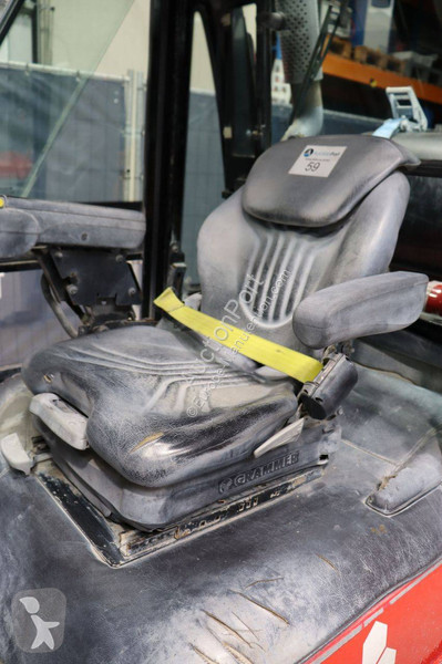 Chariot élévateur Unicarriers 32