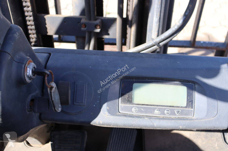 Empilhador elevador Doosan B15T-5