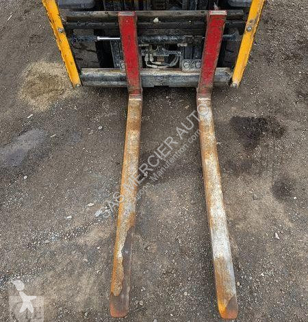 Empilhador elevador Hyster chariot mat