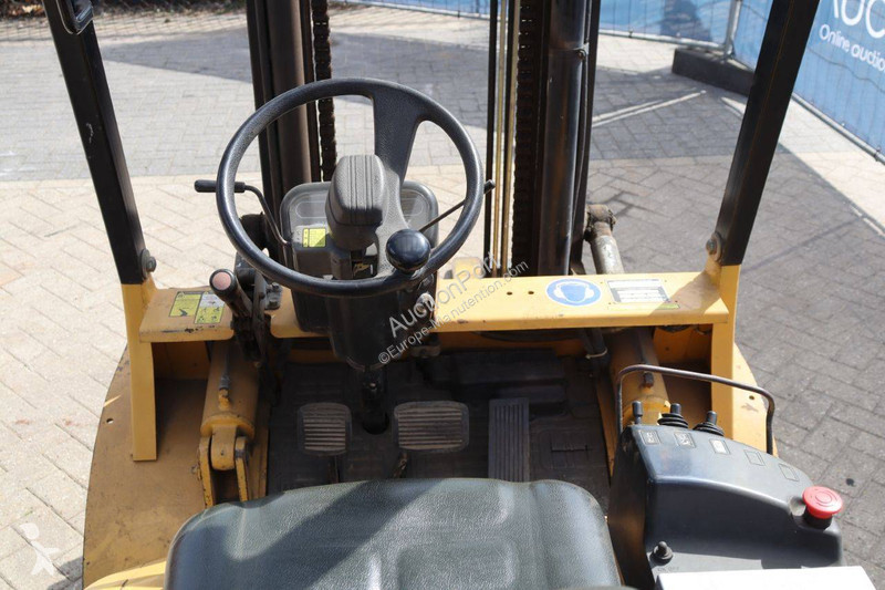 Carretilla elevadora Caterpillar DP30