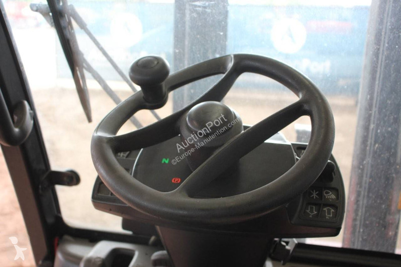 Teleskopický manipulátor Hyster