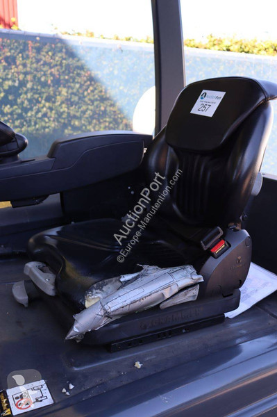Carretilla elevadora Jungheinrich 425s