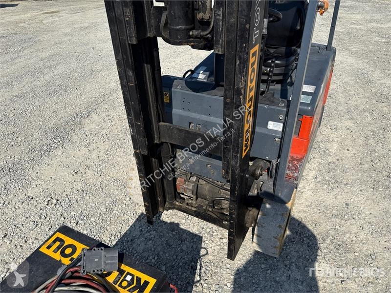 可升降式叉车 Toyota 7FBEF18 1800 kg Electric Forklift