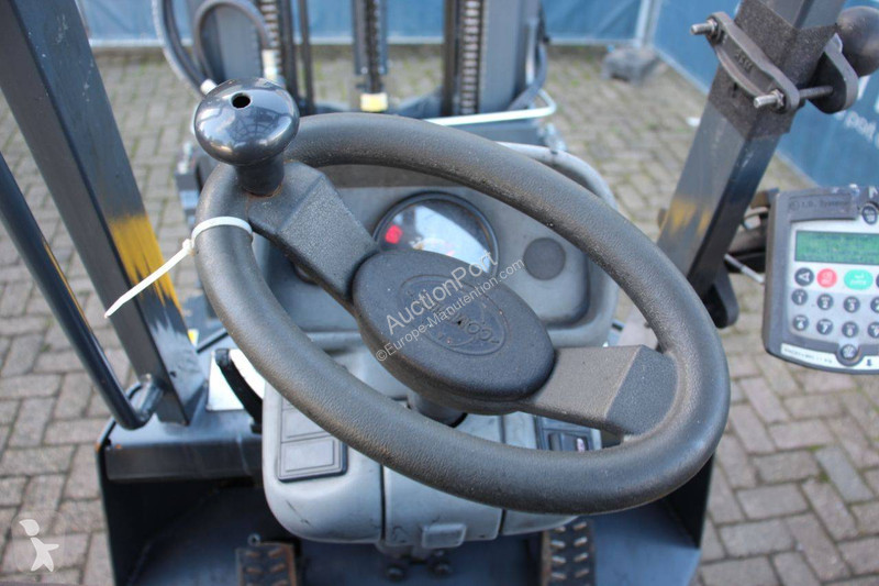 Chariot élévateur Combilift 20S