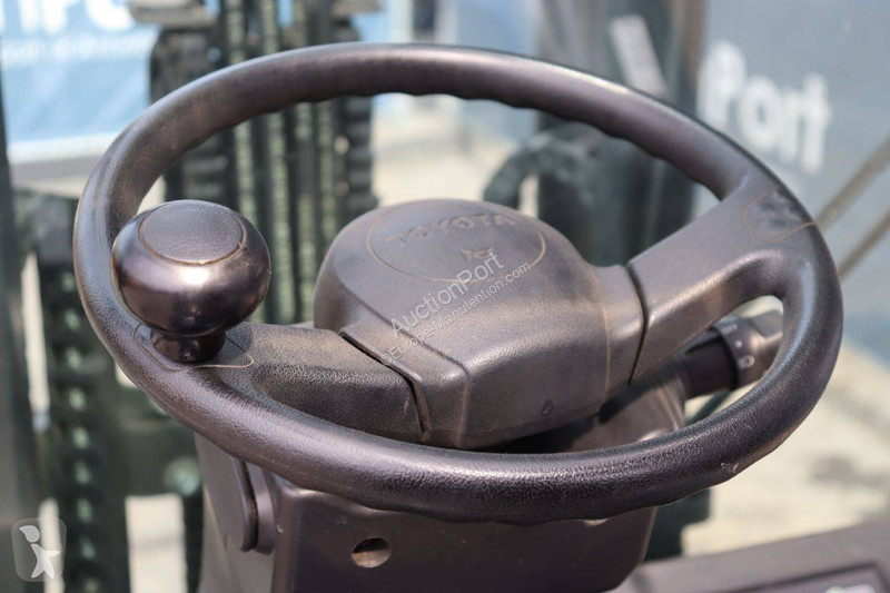 Carrello elevatore Toyota 8FBMKT25
