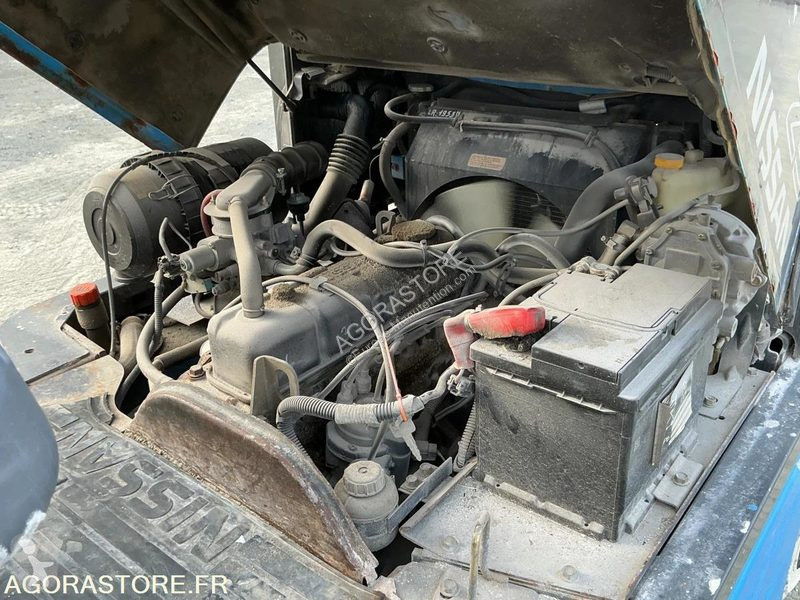 رافعة شوكية Nissan UD02A25PQ - 3F550