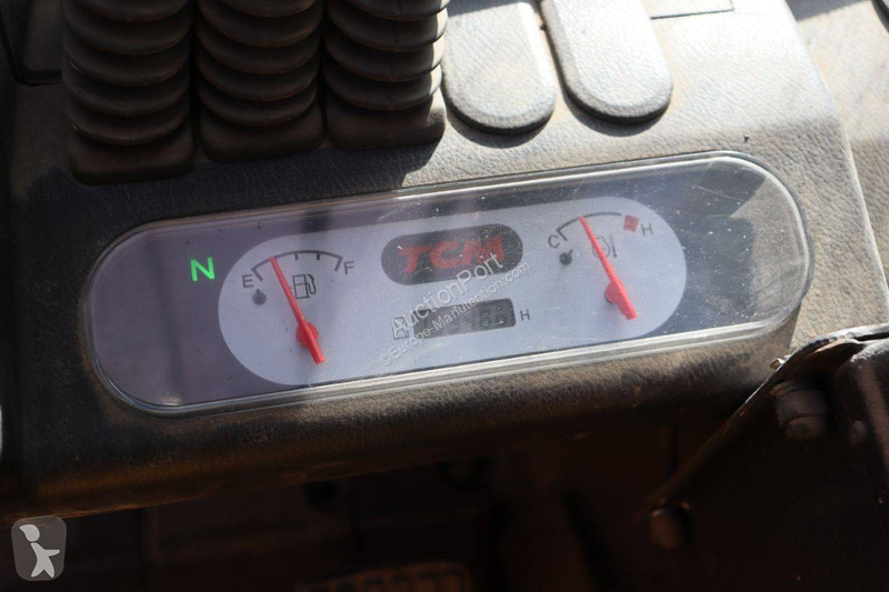 رافعة شوكية TCM FHD25T3
