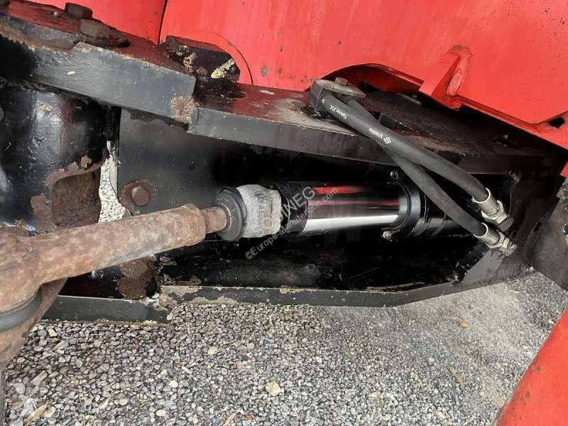 رافعة شوكية Manitou (6T / 4m)