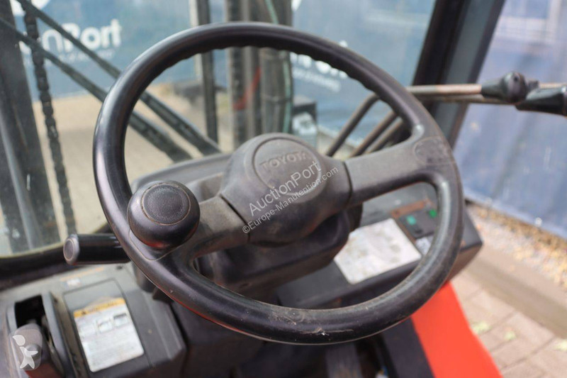 Stivuitor Toyota 62-7FDF30