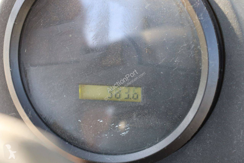 Vysokozdvižný vozík Linde D-03
