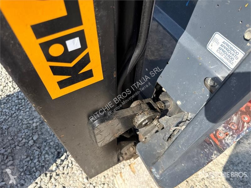 可升降式叉车 Toyota 7FBEF18 1800 kg Electric Forklift