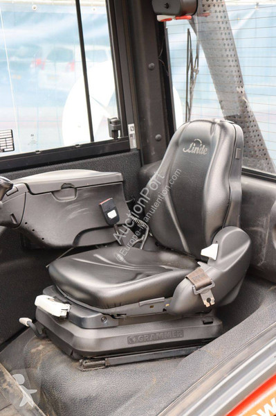 Chariot élévateur Linde D-02