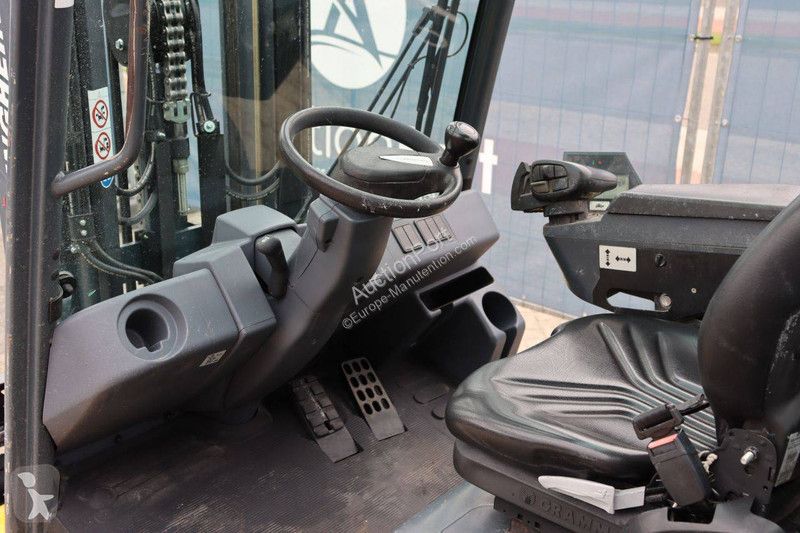 Chariot élévateur Jungheinrich 425s