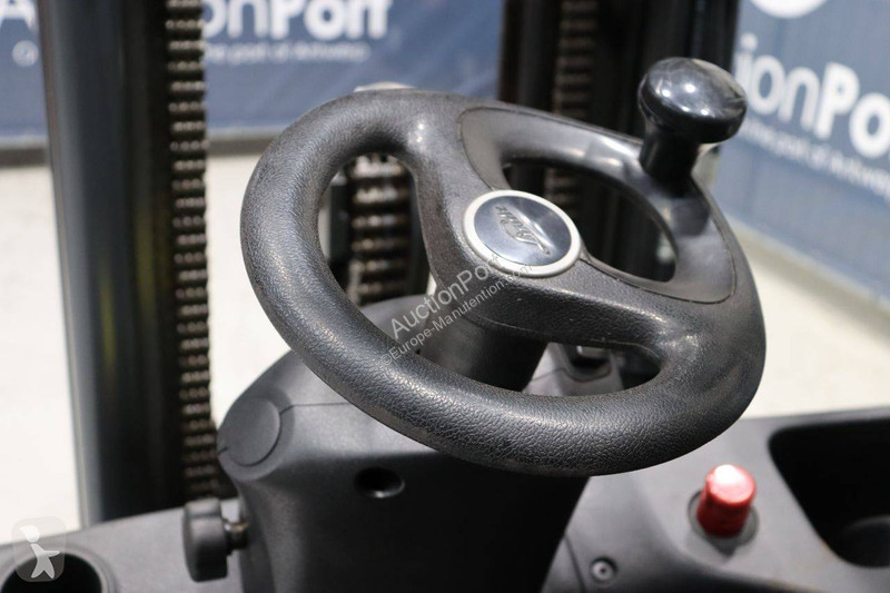 Chariot élévateur Linde E25-01