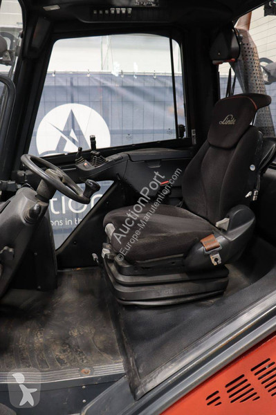 Chariot élévateur Linde D-02