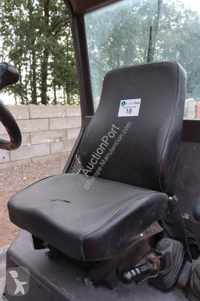رافعة شوكية Manitou MC 30