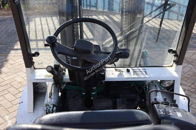 Empilhador elevador Mitsubishi FD30