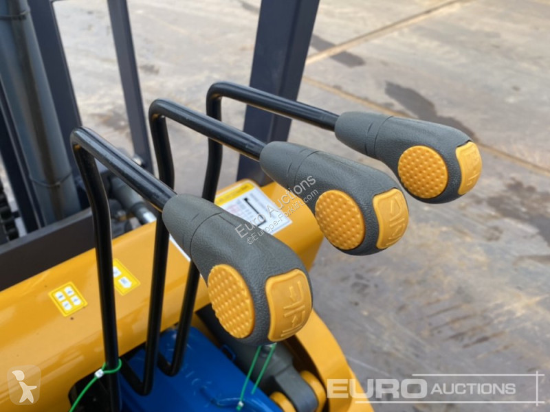 Carrello elevatore  HH30Z