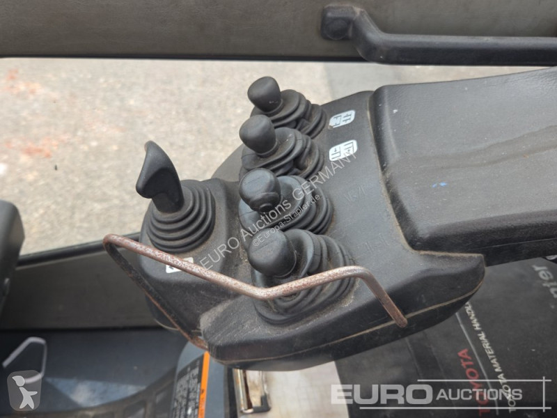 Teleskopický manipulátor Toyota