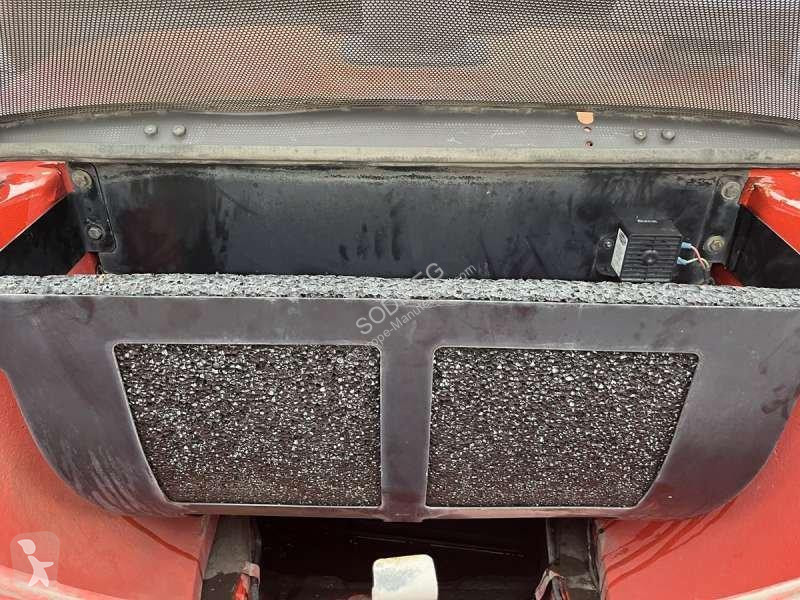 رافعة شوكية Manitou (6T / 4m)