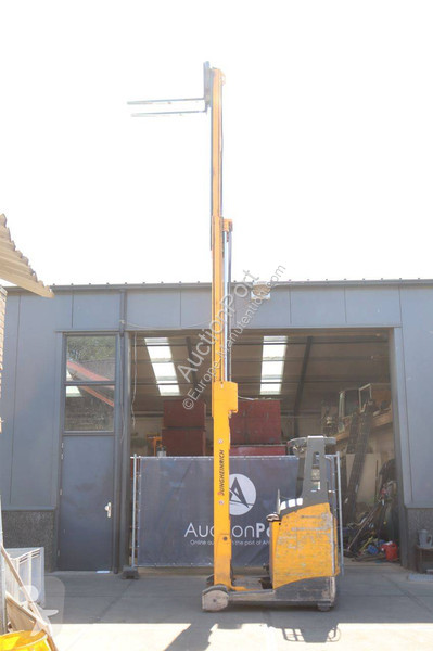 Carretilla elevadora Jungheinrich ETV 214