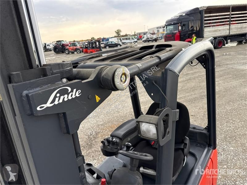 可升降式叉车 Linde E16PH-01 1600 kg Electric Forklift
